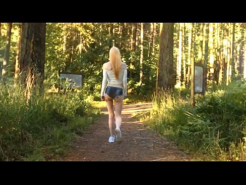 ❤️ Vakker kvinne beveger seg sakte, ikke nakenvideo ️❌ Pornovideo ved no.marketapp.top ❌️❤